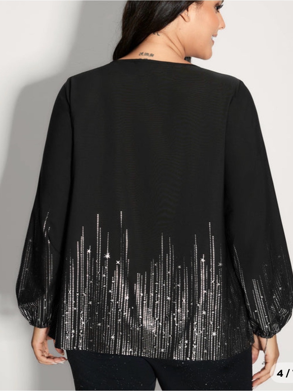 BloomChic Black Long-Sleeve Keyhole Top with Starburst Design - Size 18/20 - Picture 8 of 10